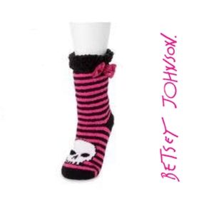 Betsey Johnson Skull Cabin Socks